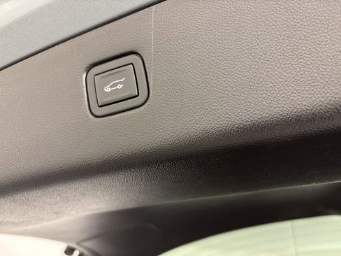 Used 2024 Chevrolet Blazer LT image 20