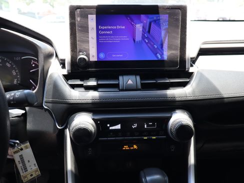 Used 2024 Toyota RAV4 LE FWD image 30