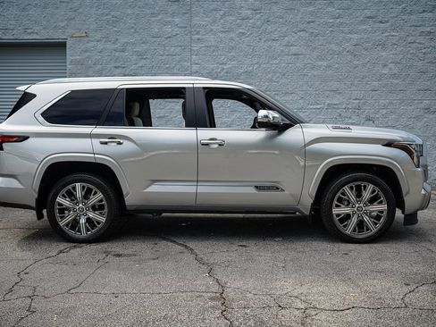 Used 2024 Toyota Sequoia Capstone image 17