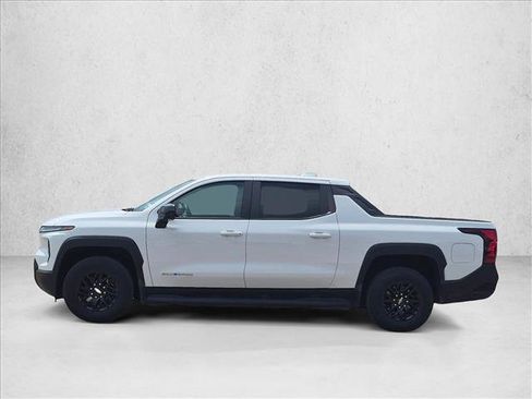 Used 2024 Chevrolet Silverado EV W/T AWD/4WD image 9