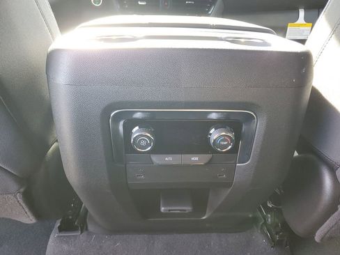 New 2026 Chevrolet Suburban LS image 11