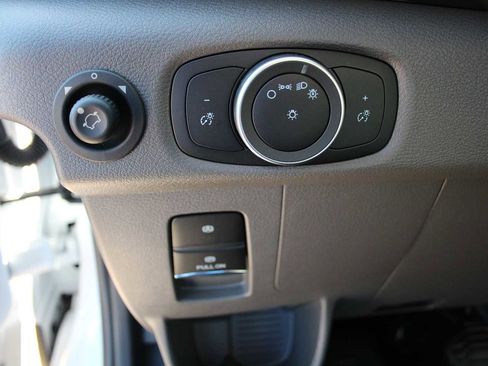 New 2024 Ford Transit 250 148 Medium Roof image 25