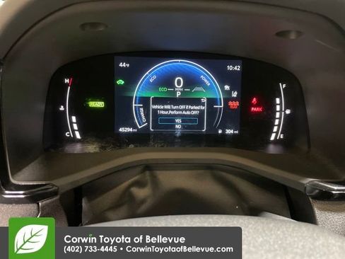 Used 2025 Toyota Camry LE image 15