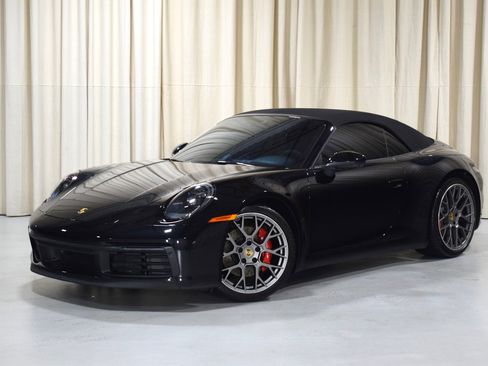 Used 2024 Porsche 911 Carrera 4S image 1