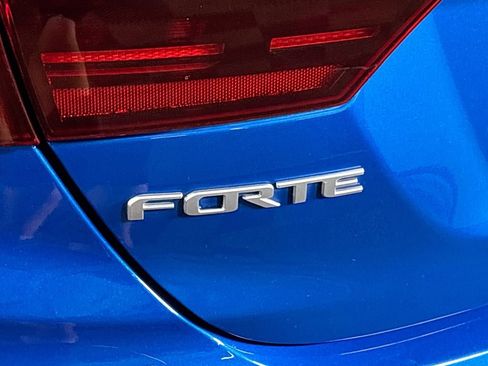 Used 2022 Kia Forte GT-Line w/ GT-Line Premium Package FWD image 25