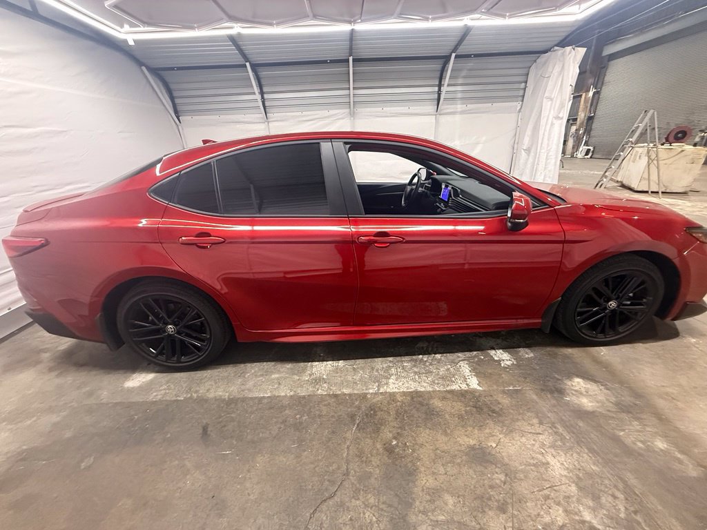 Used 2025 Toyota Camry SE w/ Convenience Package FWD image 16
