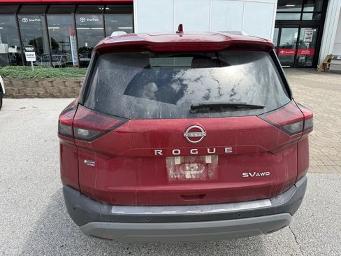 Used 2023 Nissan Rogue SV w/ SV Premium Package AWD/4WD image 3