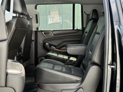 Used 2017 GMC Yukon XL Denali w/ Open Road Package AWD/4WD image 12