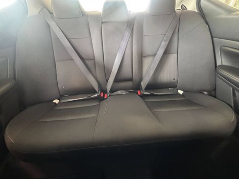 Used 2025 Nissan Altima 2.5 SV FWD image 39