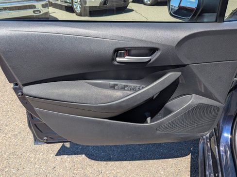 Used 2021 Toyota Corolla LE FWD image 8