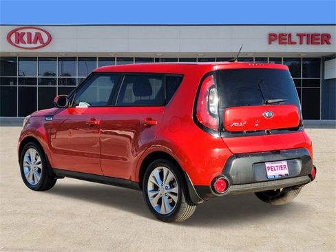 Used 2016 Kia Soul + image 6