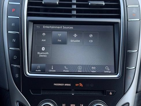 Used 2019 Lincoln Nautilus Reserve w/ Cargo Utility Package AWD/4WD image 40