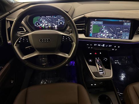 Used 2023 Audi Q4 e-tron Premium Plus w/ Premium Plus RWD image 28