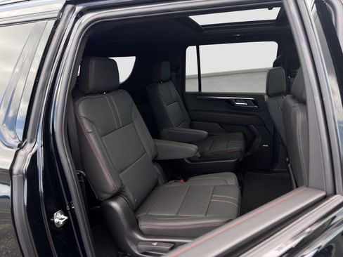 New 2026 Chevrolet Suburban RST w/ Comfort Package image 19