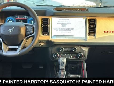New 2026 Ford Bronco Heritage Edition AWD/4WD image 7