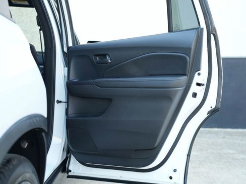 Used 2022 Honda Passport EX-L image 28