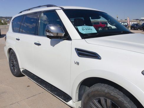 Used 2019 Nissan Armada Platinum w/ Captain's Chairs Package AWD/4WD image 10