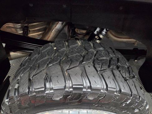 Used 2022 Chevrolet Silverado 2500 LT w/ Convenience Package image 83