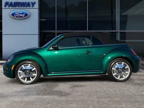 Used 2017 Volkswagen Beetle 1.8T Classic image 7