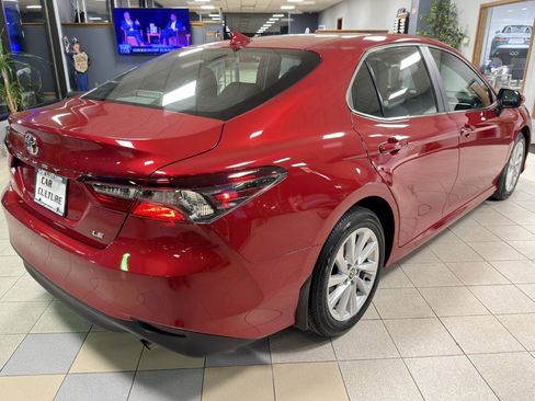 Used 2023 Toyota Camry LE image 19