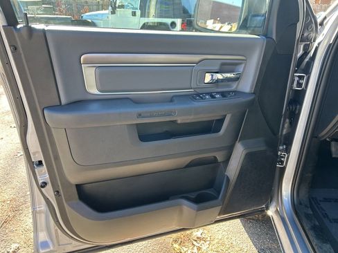 Used 2024 RAM 1500 Classic SLT image 13