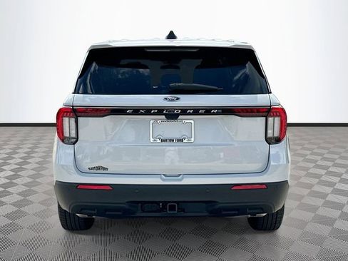 Certified 2026 Ford Explorer Active RWD image 6