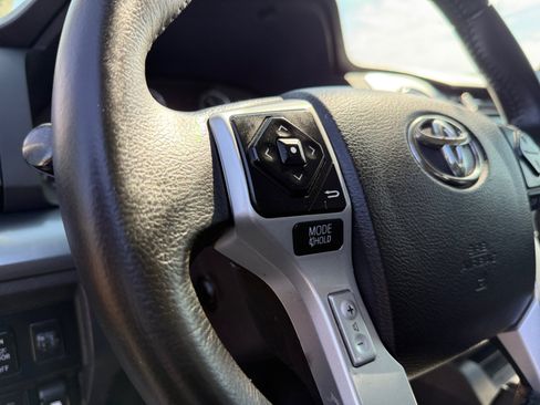 Used 2017 Toyota Tundra Platinum AWD/4WD image 20