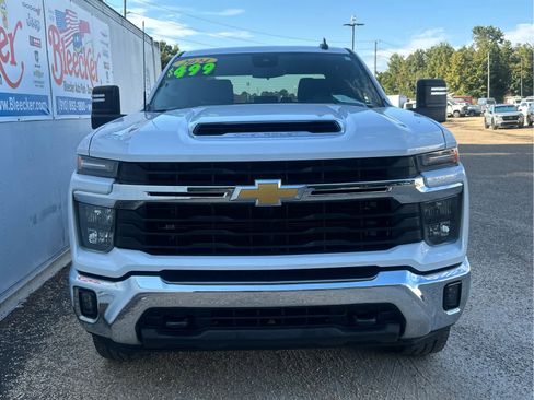 Used 2024 Chevrolet Silverado 2500 LT image 5