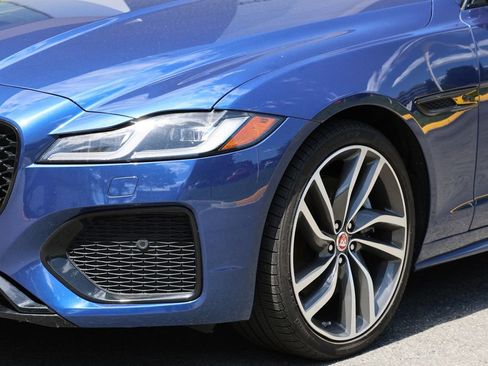 Used 2022 Jaguar XF R-Dynamic SE AWD/4WD image 6