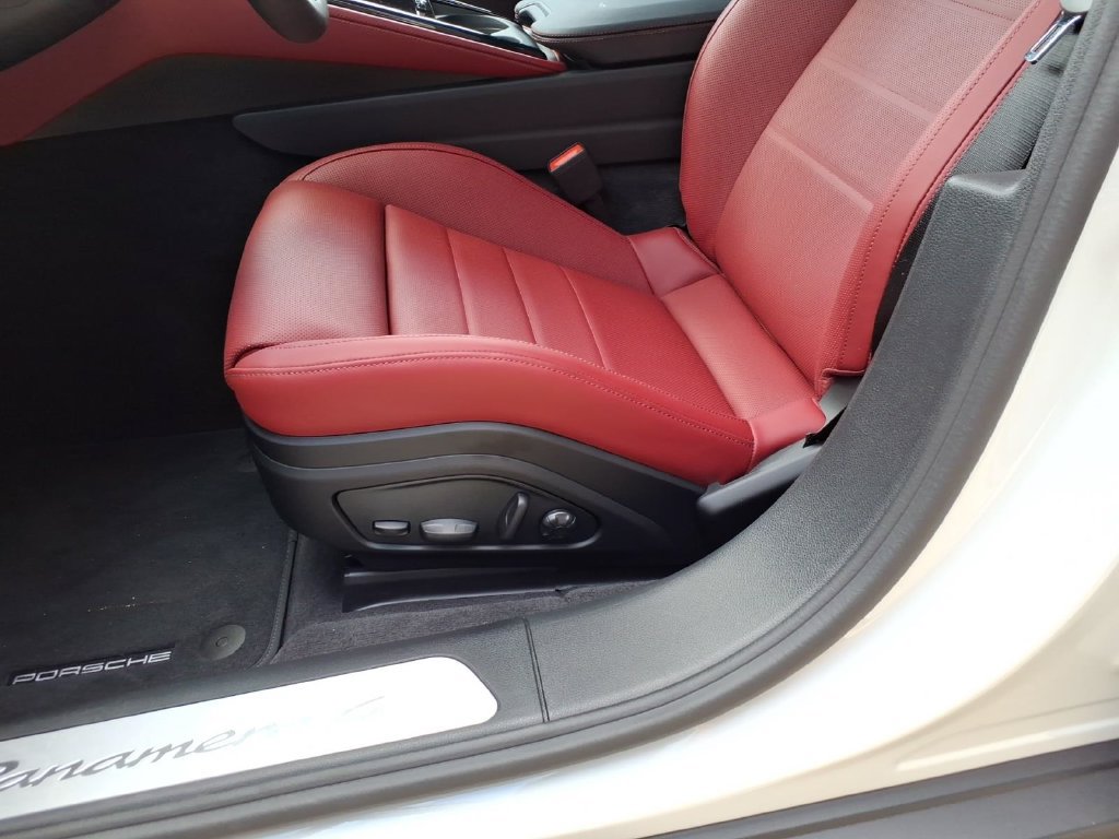 New 2026 Porsche Panamera 4 AWD/4WD image 16