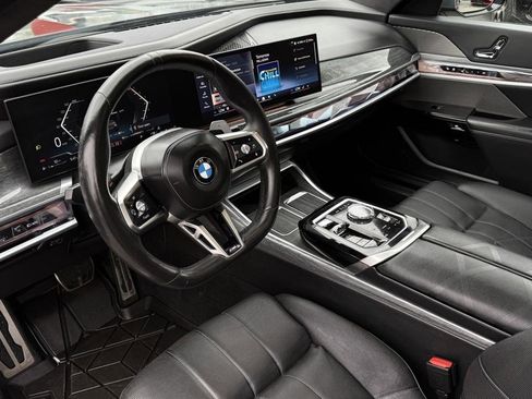 Used 2023 BMW 760i xDrive w/ Parking Assistance Package AWD/4WD image 29