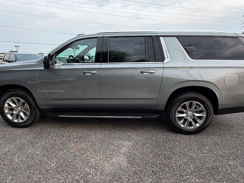 New 2026 Chevrolet Suburban Premier w/ Sun And Tow Package AWD/4WD image 12