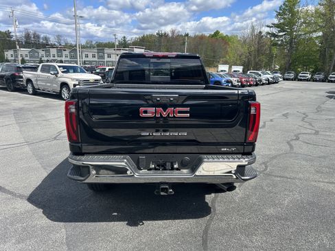 New 2026 GMC Sierra 2500 SLT w/ SLT Premium Package AWD/4WD image 8
