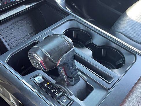 Certified 2022 Ford F150 Lariat w/ Equipment Group 502A High image 26