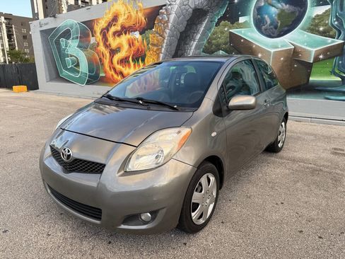 Used 2010 Toyota Yaris Base 2dr Hatchback 4A image 1