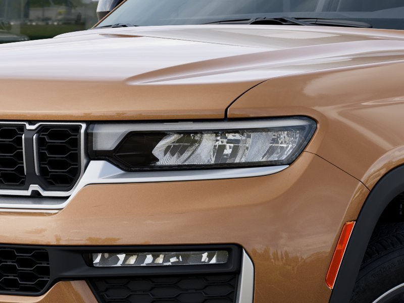 New 2026 Jeep Grand Cherokee Limited AWD/4WD image 10