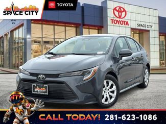Used 2026 Toyota Corolla LE FWD video 1