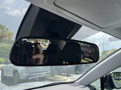 Used 2025 Toyota RAV4 XLE w/ Convenience Package FWD image 27