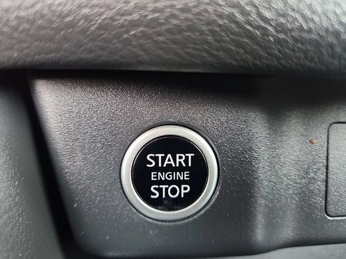 Certified 2023 Nissan Rogue SV AWD/4WD image 27