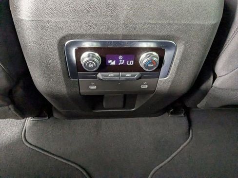 Certified 2023 GMC Yukon XL SLE w/ Gmc Pro Safety Plus Package image 27