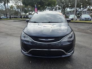 Used 2020 Chrysler Pacifica Touring-L Plus video 2