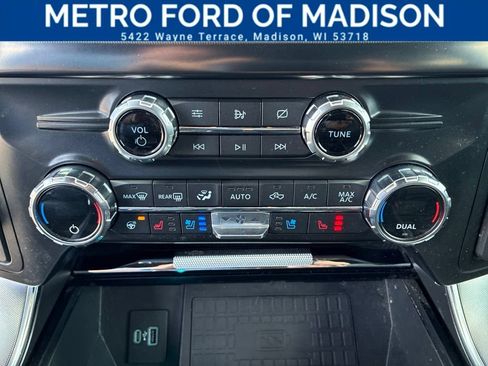 Used 2021 Ford F150 Platinum AWD/4WD image 28