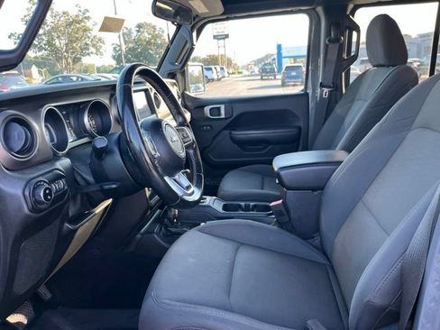 Used 2020 Jeep Gladiator Sport w/ Quick Order Package 24S AWD/4WD image 7