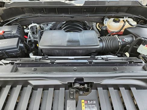 Used 2024 Chevrolet Silverado 1500 RST AWD/4WD image 37