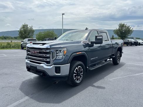 Used 2020 GMC Sierra 2500 SLE AWD/4WD image 3