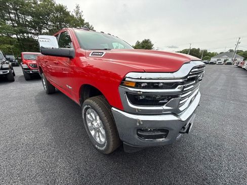 New 2026 RAM 2500 Laramie AWD/4WD image 7