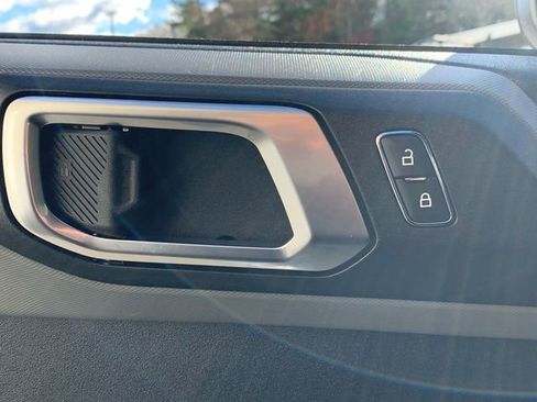 Used 2023 Ford Bronco Big Bend image 23