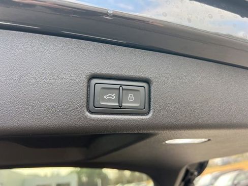 New 2025 Audi Q5 Premium Plus image 30