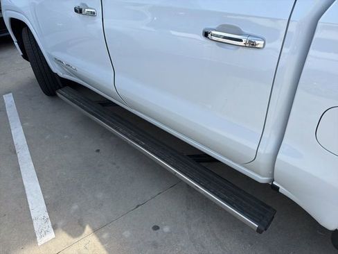 Used 2026 GMC Sierra 1500 Denali Ultimate image 11