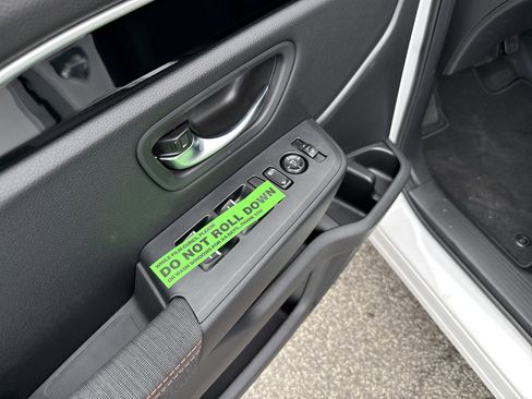 New 2026 Honda Pilot Sport image 13